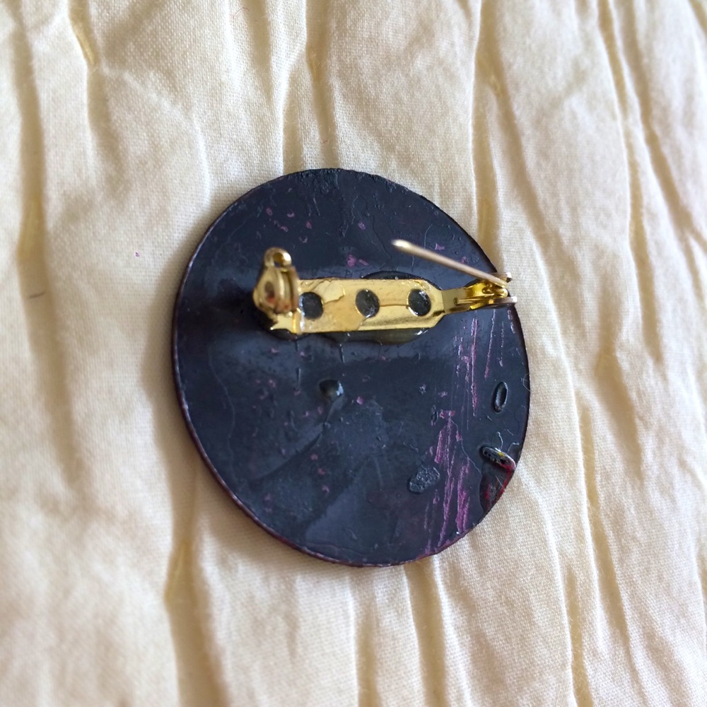 Hand Painted Abstract Design Pin Brooch - Picture 7 of 8